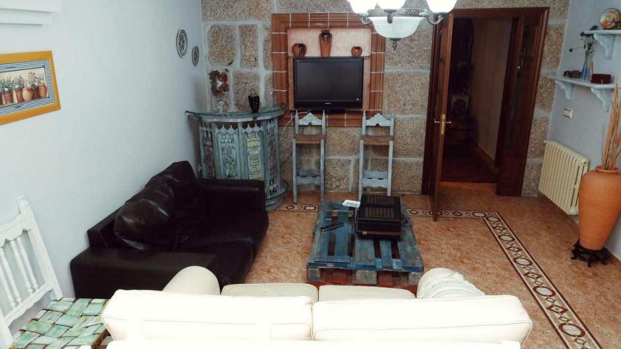 Apartamento Revolta Noalla  Εξωτερικό φωτογραφία